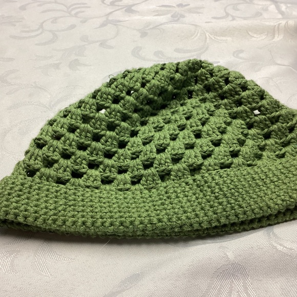 Vintage green HAT KNIT.  With beautifflowers must see beautiful handmade artisan - Picture 5 of 8